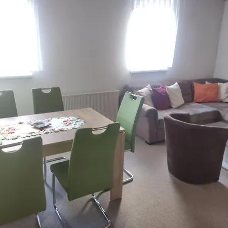 Apartment Gemuetliche Ferienwohnung Mit Garten By Interhome شقة